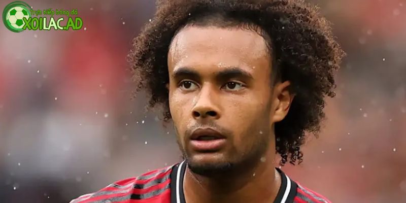 Joshua Zirkzee tại Man Utd
